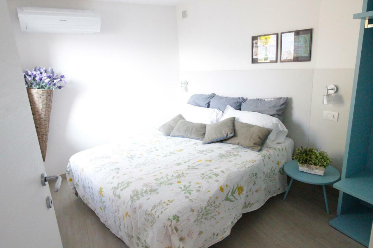 Ca De L'Angelon Aparthotel Brenzone sul Garda Kültér fotó